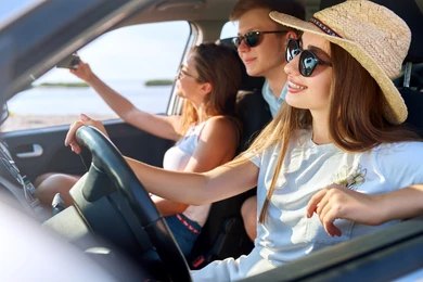 Why It’s Important To Wear Sunglasses While Driving